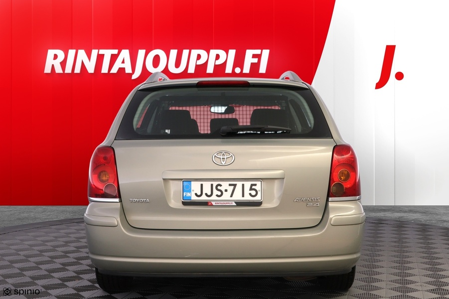 Toyota Avensis vaihtoauto