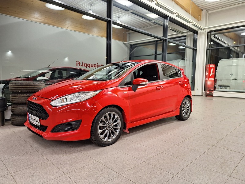 Ford Fiesta vaihtoauto