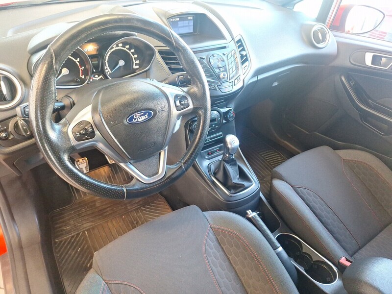 Ford Fiesta vaihtoauto