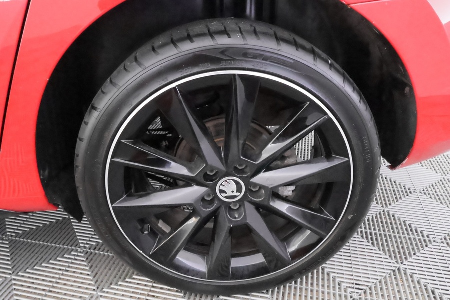 Skoda Rapid vaihtoauto