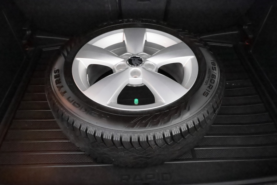 Skoda Rapid vaihtoauto