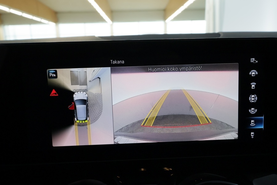 Mercedes-Benz EQA vaihtoauto