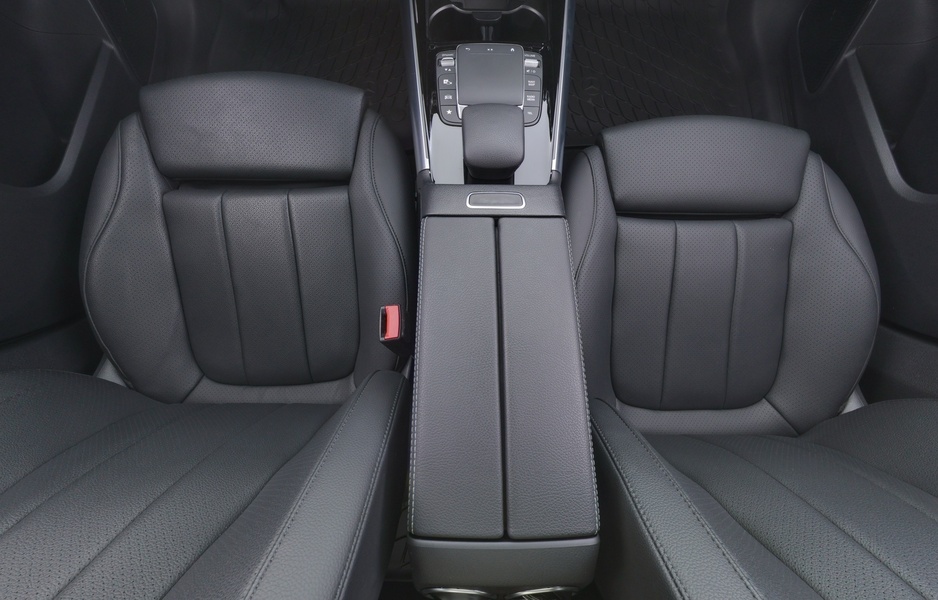 Mercedes-Benz EQA vaihtoauto