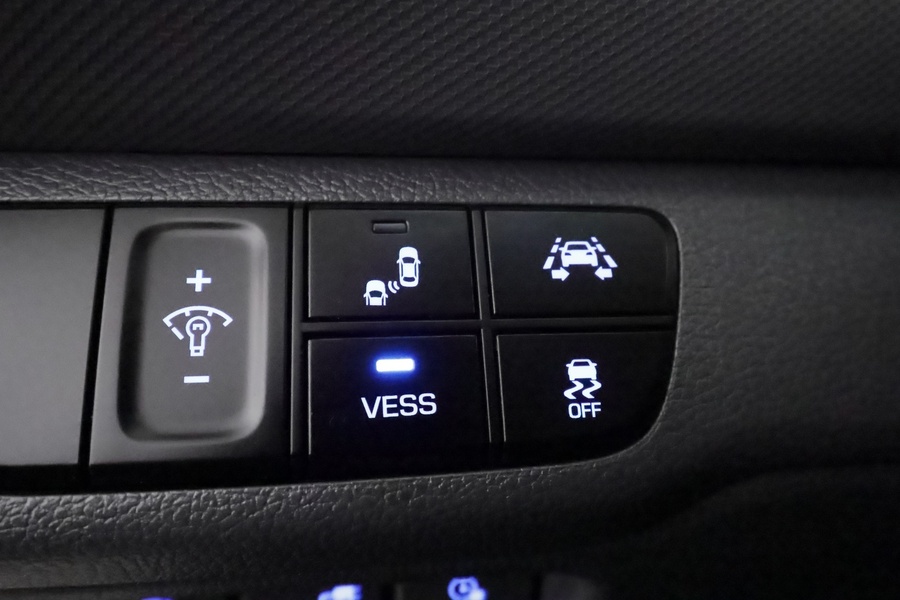 Hyundai IONIQ plug-in vaihtoauto