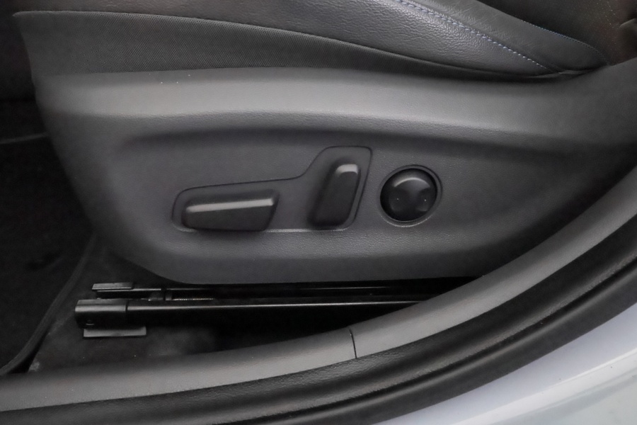 Hyundai IONIQ plug-in vaihtoauto