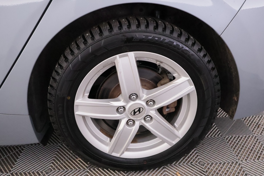 Hyundai IONIQ plug-in vaihtoauto