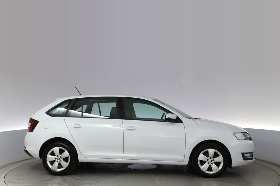 Skoda Rapid vaihtoauto