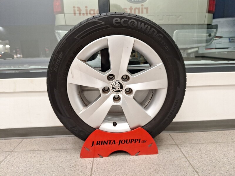 Skoda Rapid vaihtoauto