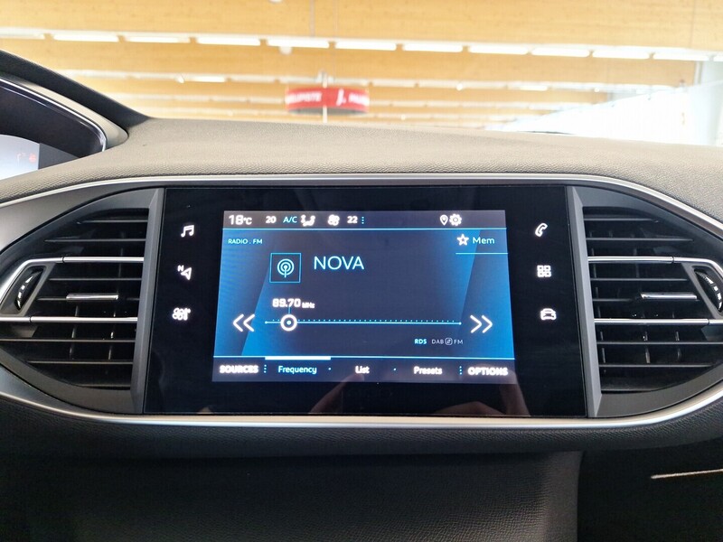 Peugeot 308 vaihtoauto