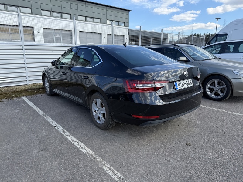Skoda Superb vaihtoauto