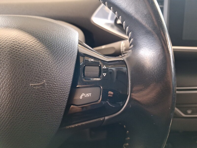 Peugeot 308 vaihtoauto