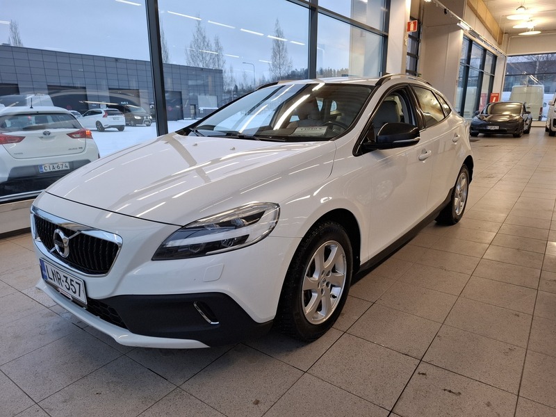 Volvo V40 Cross Country vaihtoauto