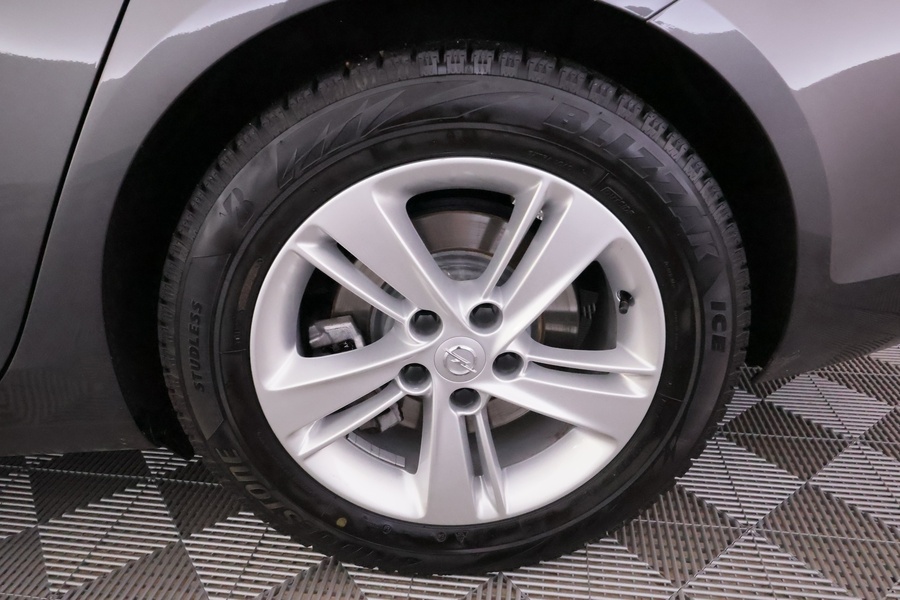 Opel Insignia vaihtoauto