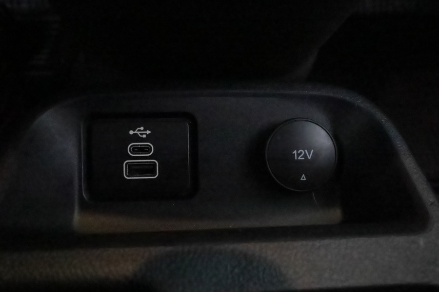 Ford Transit Connect vaihtoauto