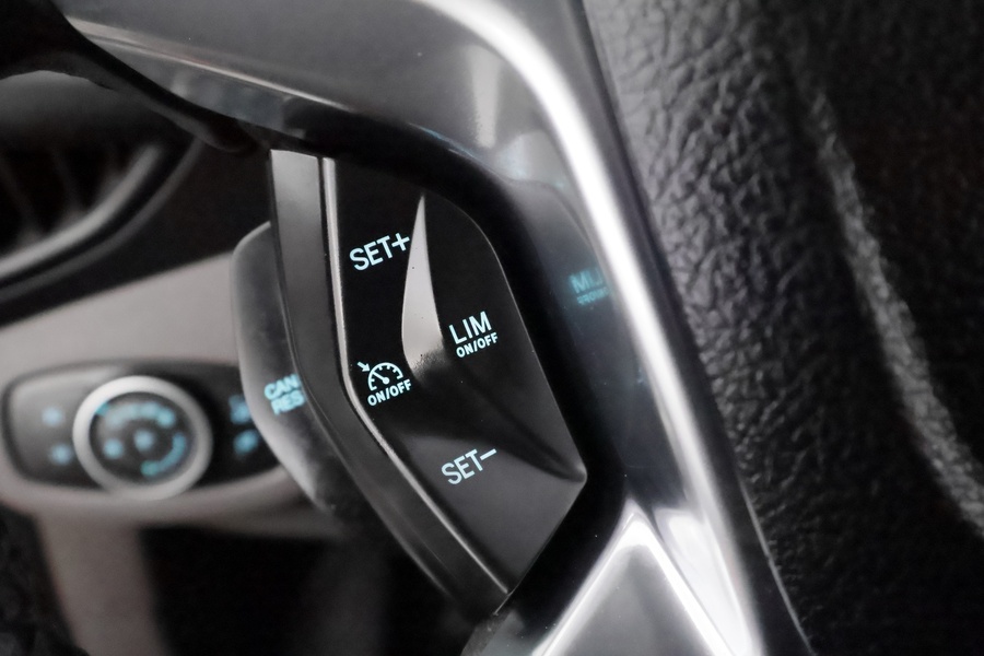 Ford Transit Connect vaihtoauto