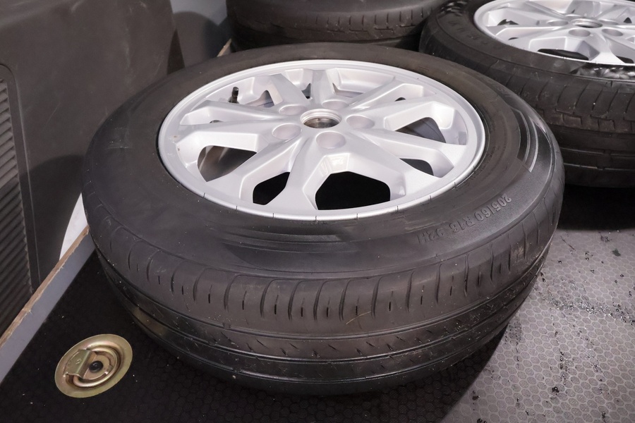 Ford Transit Connect vaihtoauto