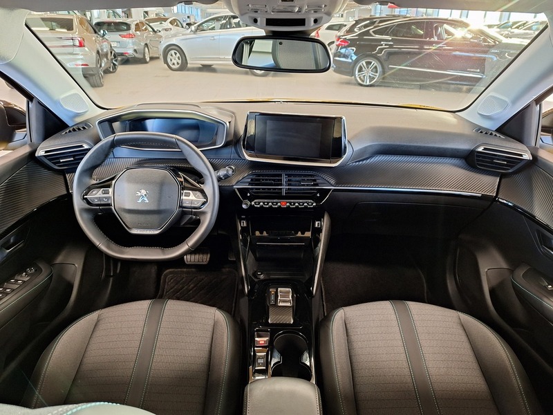 Peugeot e-208 vaihtoauto