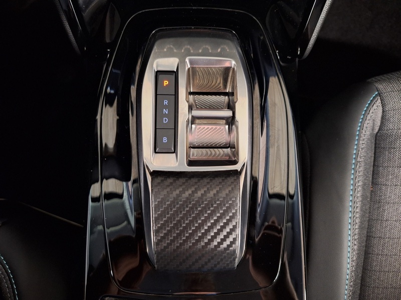 Peugeot e-208 vaihtoauto