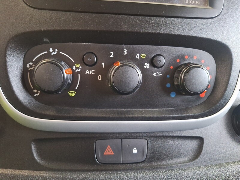 Renault Trafic vaihtoauto