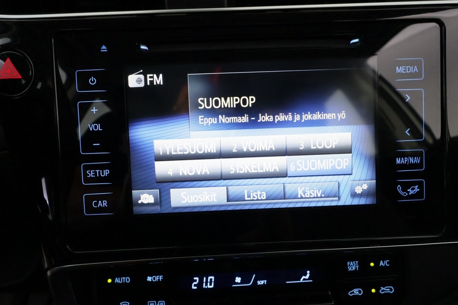 Toyota Auris vaihtoauto