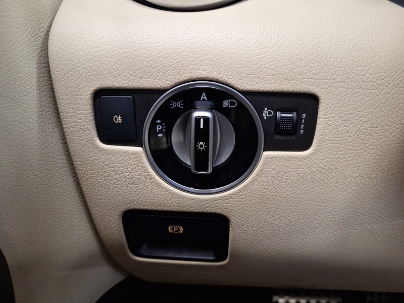 Mercedes-Benz SLK vaihtoauto