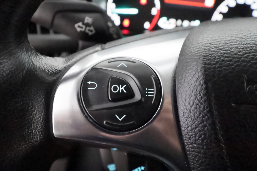 Ford Transit Connect vaihtoauto