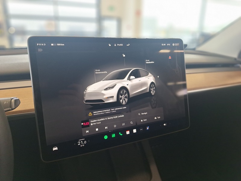 Tesla Model Y vaihtoauto