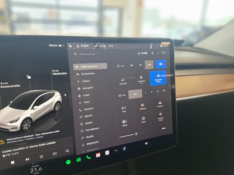 Tesla Model Y vaihtoauto