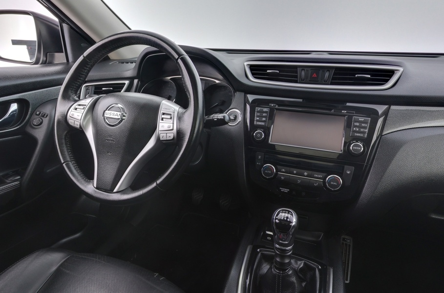 Nissan X-Trail vaihtoauto