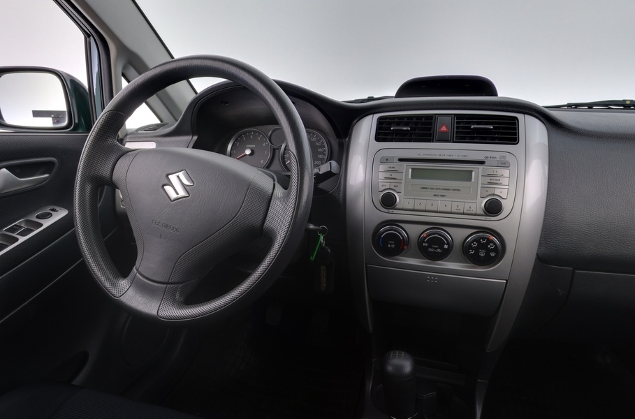 Suzuki Liana vaihtoauto