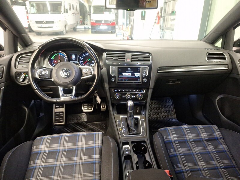 Volkswagen Golf vaihtoauto