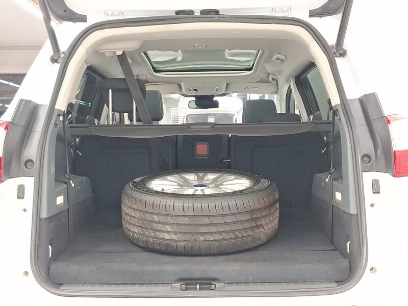 Ford Grand C-MAX vaihtoauto