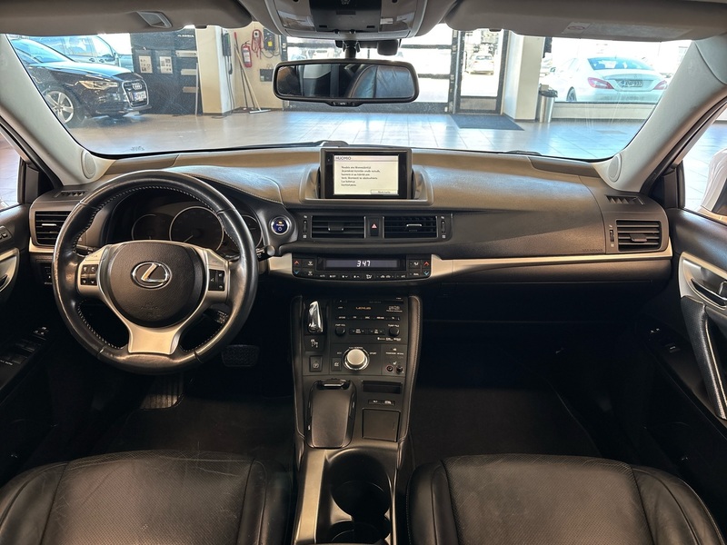 Lexus CT vaihtoauto