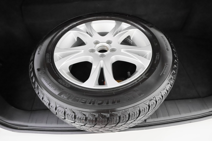 Subaru Legacy vaihtoauto