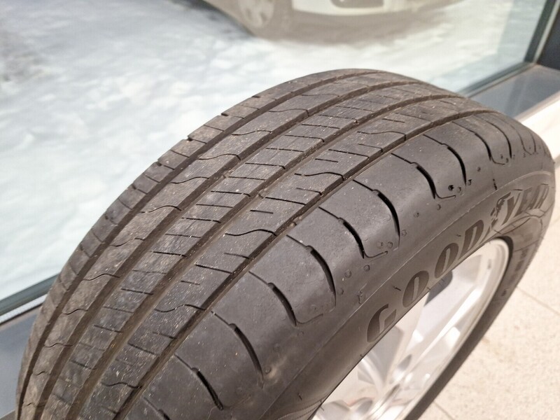 Ford Transit Connect vaihtoauto