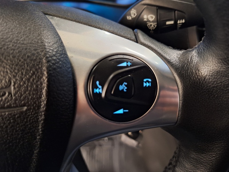 Ford Transit Connect vaihtoauto