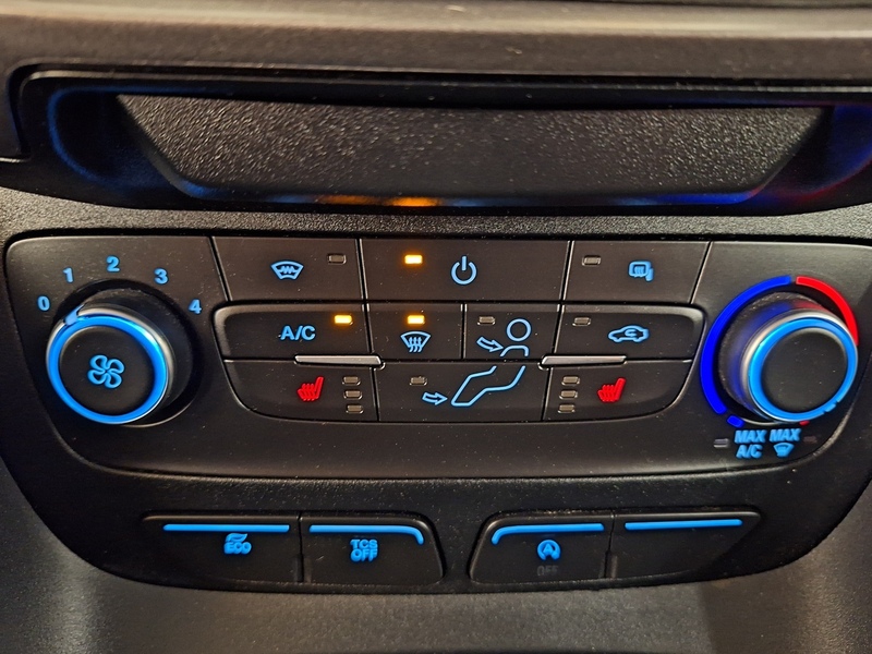 Ford Transit Connect vaihtoauto