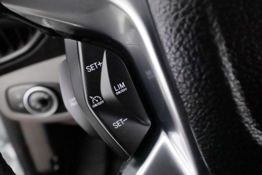 Ford Transit Connect vaihtoauto