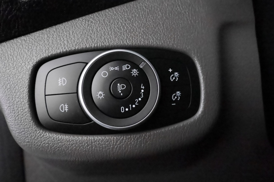 Ford Transit Connect vaihtoauto