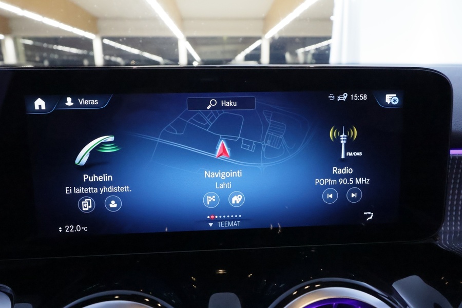 Mercedes-Benz EQB vaihtoauto