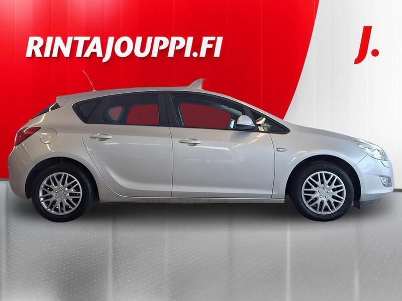Opel Astra vaihtoauto