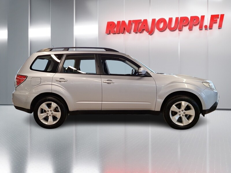 Subaru Forester vaihtoauto