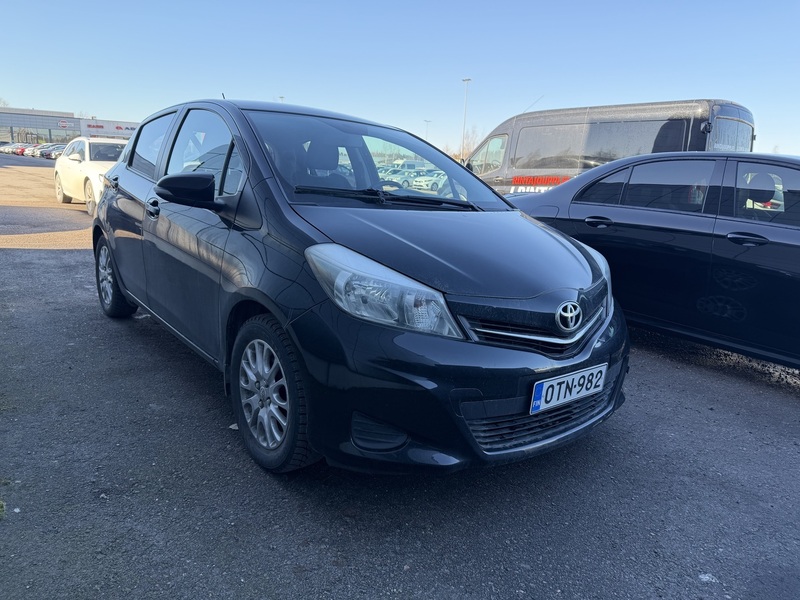 Toyota Yaris vaihtoauto