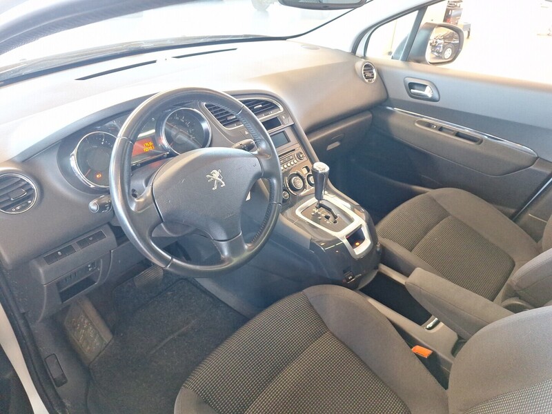 Peugeot 5008 vaihtoauto
