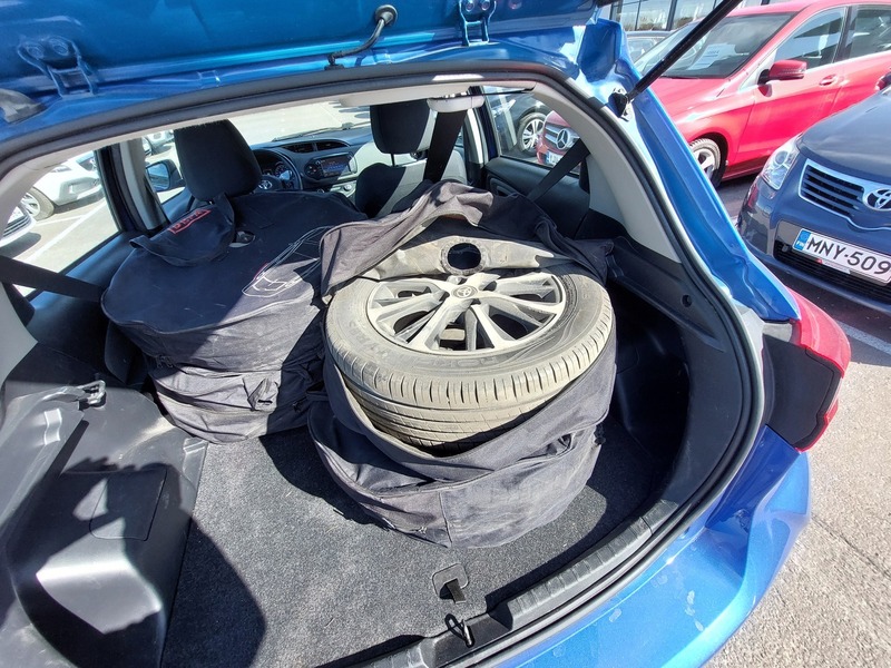 Toyota Yaris vaihtoauto