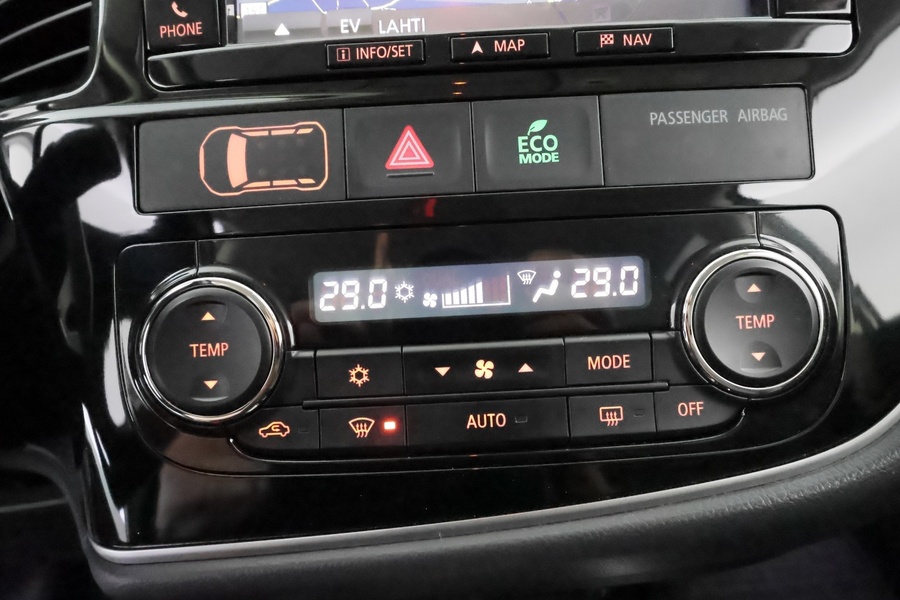 Mitsubishi Outlander PHEV vaihtoauto