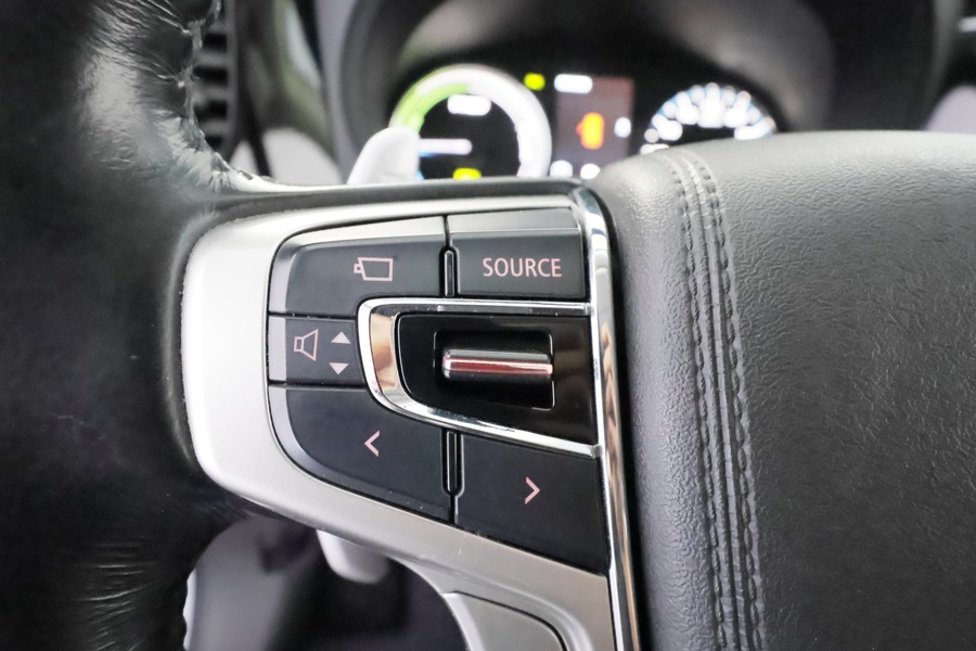 Mitsubishi Outlander PHEV vaihtoauto