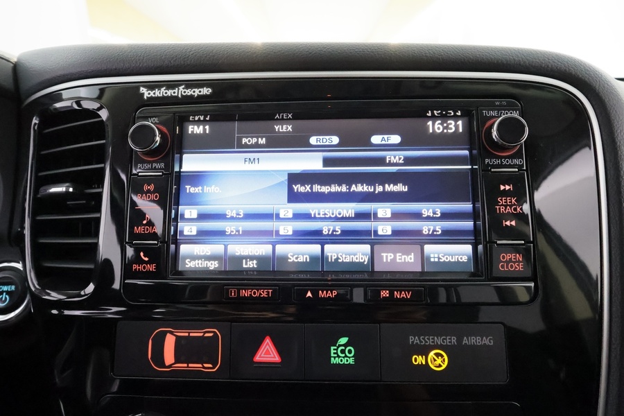 Mitsubishi Outlander PHEV vaihtoauto