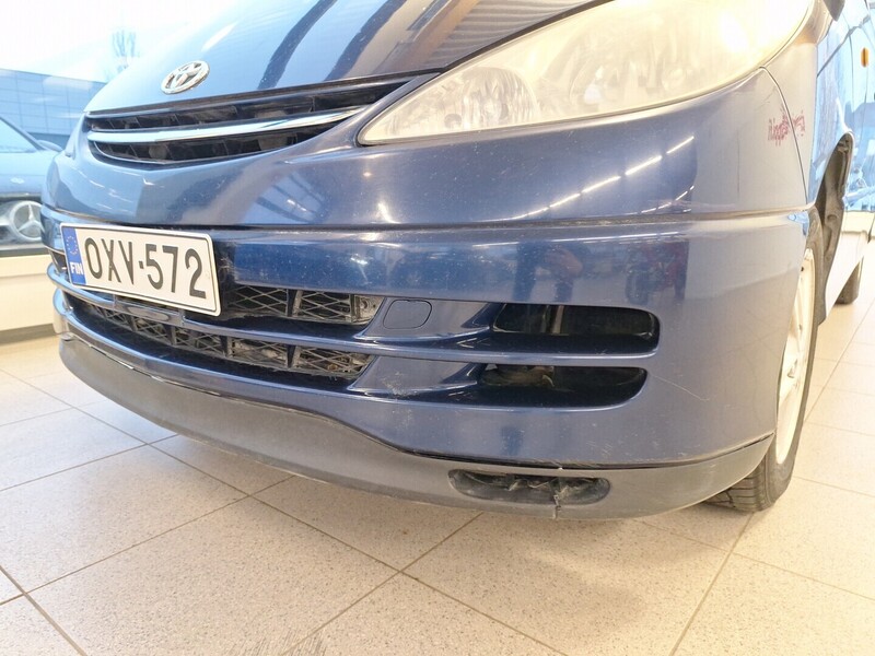 Toyota Previa vaihtoauto