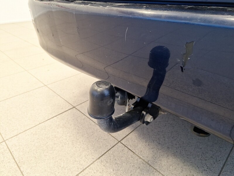 Toyota Previa vaihtoauto